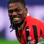 O sumă fabuloasă de 100 de milioane de euro pentru aducerea lui Rafael Leao! 3 100 000 000e pentru transferul lui rafael leao 67eccf6edf057