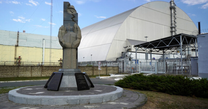 26 aprilie 2025: 39 de ani de la tragedia nucleară de la Cernobîl, cel mai grav cataclism din istoria umanității 1 26 aprilie 2025 se implinesc 39 de ani de la accidentul nuclear de la cernobil cel mai mare dezastru din istoria omenirii 680c60070308f