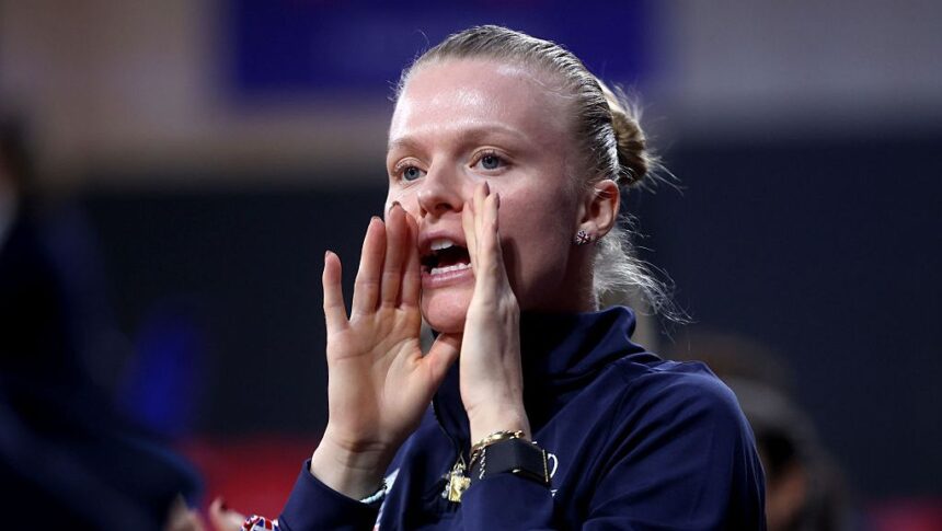 "A fost învins fără milă, dar i-a sugerat arbitrei să întrebe adversara despre deodorant!" 1 a pierdut fara drept de apel dar i a spus arbitrei sa ii ceara adversarei sa si dea cu deodorant 6801032b7e81b
