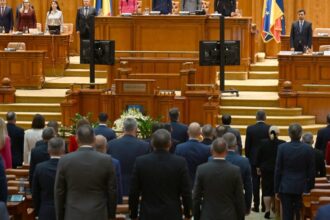 absentele ii ard la buzunar pe parlamentari cei care lipsesc nemotivat de la sedinte vor fi sanctionati cu 5 din indemnizatie 67ed5a4109d8c