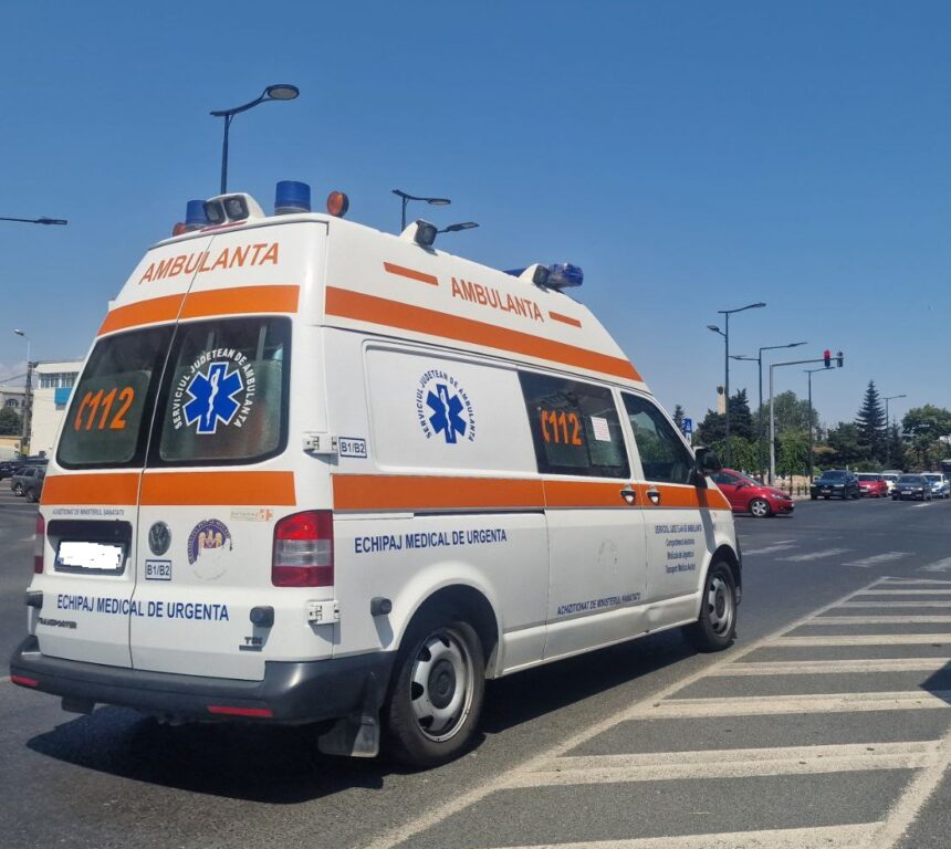 Coliziune pe bulevardul Aurel Vlaicu: Două mașini s-au lovit la intersecția cu strada Celulozei 1 accident la intersectia bulevardului aurel vlaicu cu strada celulozei doua autoturisme s au ciocnit 67ed47cd4abe7
