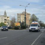Coliziune pe drum: incident la intrarea în Mihail Kogălniceanu, lângă sensul giratoriu 2 accident rutier la intrarea in mihail kogalniceanu la sensul girartoriu 6810a4ce1cad8