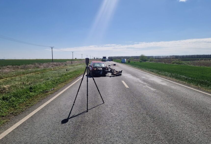 Coliziune devastatoare între patru mașini, generată de o bătrână de 75 de ani. Oamenii legii au recurs la scannerul 3D FARO Focus pentru a clarifica circumstanțele accidentului. 1 accidentul cumplit cu 4 autoturisme provocat de o varstnica de 75 de ani politistii au folosit scannerul 3d faro focus pentru a stabili cum s a intamplat exact impactul 680e73ec4403e