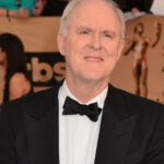 John Lithgow: A doua mandată a lui Trump – Un cataclism pentru artele din America. „Planeta trăiește un șoc profund” 3 actorul john lithgow a descris a doua presedintie a lui trump drept un dezastru pur pentru artele din sua lumea e in stare de soc 67f401549a369