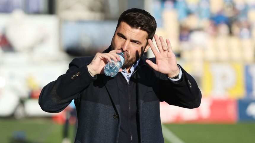 Adrian Mutu dezvăluie strategia ideală pentru Dinamo: „Ar fi ceva fabulos!” 1 adrian mutu stie ce trebuie sa faca dinamo ar fi extraordinar 67f79b85bfc03