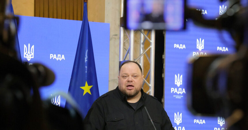 Alegerile din Ucraina, o nouă întârziere: Posibilitatea extinderii stării de urgență și după 9 mai 1 alegerile din ucraina amanate din nou legea martiala ar putea fi prelungita si dupa 9 mai 67f90dc110c30