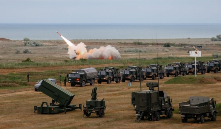 Ambasada Americană: Statul a dat undă verde pentru livrarea sistemului de apărare MIM-104 Patriot către România 1 ambasada sua departamentul de stat a aprobat vanzarea catre romania a unei unitati de tragere mim 104 patriot 68107eb540bb0