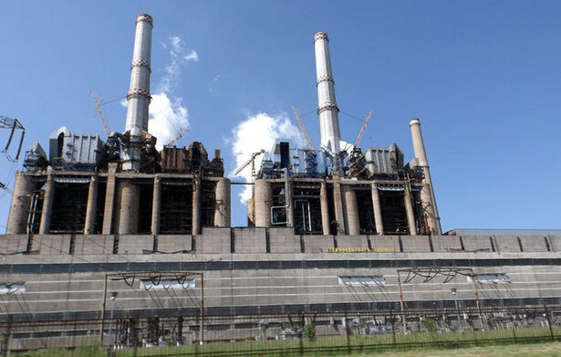 americanii grecii si turcii au semnat contractele de construire a 4 parcuri fotovoltaice de 550 mw pentru decarbonarea complexului energetic oltenia 67ffa3a624a8d