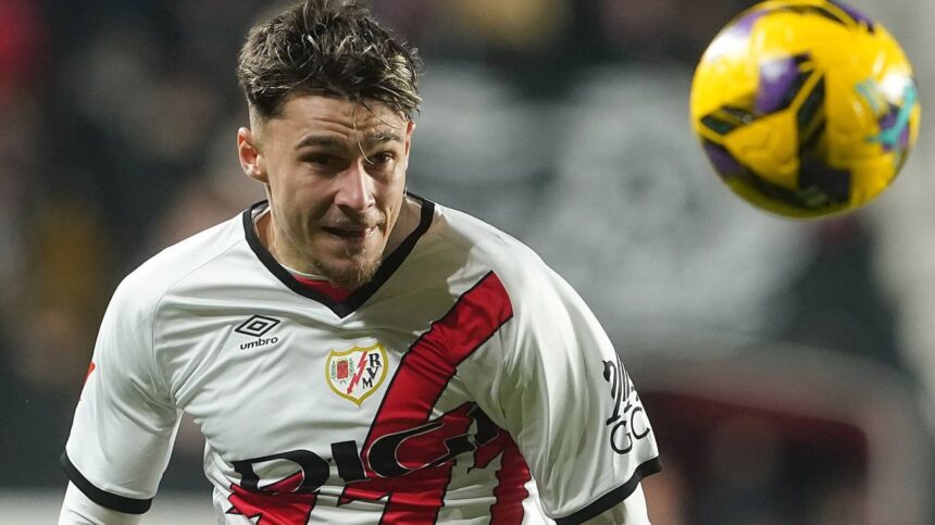 Andrei Rațiu, un exemplu de lider autentic, după înfrângerea dureroasă a echipei Rayo Vallecano 1 andrei ratiu discurs de lider adevarat dupa umilinta suferita de rayo vallecano 67f0c66797ea0