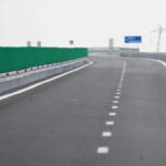 România în 2024: Câte trasee noi de autostradă au fost inaugurate, în timp ce un sfert din drumuri rămân neasfaltate! 3 anunt cati kilometri de autostrada a deschis romania in 2024 un sfert din drumurile tarii sunt inca acoperite cu piatra si pamant 6809f111d725f