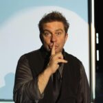 Pavel Bartoș își împărtășește gândurile după trei decenii în carieră: problemele întâmpinate și reacțiile fanilor: „M-aș fi simțit trădată dacă nu lămureai situația” 2 anuntul facut de pavel bartos dupa 30 de ani de cariera ce probleme are si cum au reactionat fanii as fi fost dezamagita daca nu dezminteai 67ff860b1034b