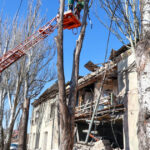 Odesa sub asediu: Dronele atacă masiv la o zi după întâlnirea cu Secretarul general NATO, distrugând locuințe și infrastructura civilă. 2 atac masiv cu drone in odesa la o zi dupa vizita secretarului general nato locuinte si infrastructura civila au fost avariate 67ff42b014de0