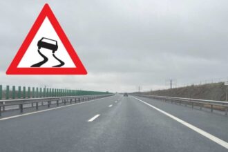 atentie soferi se circula pe carosabil umed pe autostrazile a0 a1 a2 si a3 67f24e16ac40c