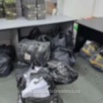 Mașini și autobuze inspectate de polițiștii de frontieră: Captură impresionantă de produse falsificate 3 autoturisme si autocare verificate de politistii de frontiera captura impresionanta de marfuri contrafacute 6802911f7caac