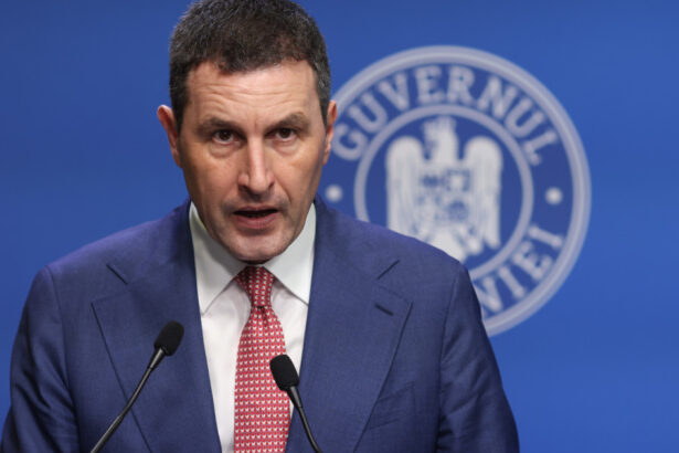 avertisment de la bruxelles deficitul bugetar al romaniei pe 2024 ar depasi pragul de 9 raspunsul lui tanczos barna 67ffaafb4374f