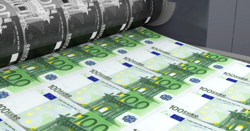 BNR: România își vede datoria externă depășind 208 miliarde de euro 1 bnr datoria externa a romaniei a crescut la peste 208 miliarde de euro 67f9627216ded