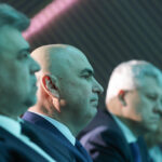 Bolojan: „Politica este într-o stare de haos. Dacă m-aș fi prezentat la alegeri, aș fi avut șanse de victorie, dar coaliția ar fi fost distrusă.” 2 bolojan lumea politica este pulverizata daca as fi candidat e posibil sa fi castigat alegerile dar aveam o coalitie facuta praf 680d419a63de7