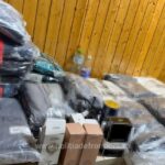 Captură impresionantă la Mangalia: Poliția de frontieră a reținut bunuri contrafăcute în valoare de peste 100.000 de lei! 2 bunuri contrafacute de peste 100 de mii de lei confiscate de politistii de frontiera la mangalia 67f5309370617