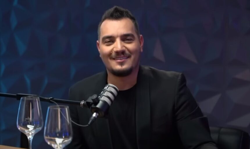 Bursucu, tentat de noi oportunități în televiziune la doar trei luni după plecarea de la Kanal D: „Sunt propuneri din alte colțuri” 1 bursucu a primit oferte sa revina in televiziune la trei luni de la demisia de la kanal d din alte parti 67f65b54e5be4