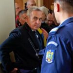 Călin Georgescu: „Întreaga structură din România este complet sub influența forțelor externe. În perioada alegerilor din SUA, influența a venit din partea lui Blinken, iar acum, Franța își exercită controlul.” 2 calin georgescu tot sistemul din romania este 100 controlat de interferente straine inainte de alegerile din sua a fost controlat de blinken dupa alegeri este controlat de franta 67f83eafd4a05