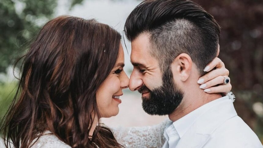 Cătălina Grama își deschide sufletul: Jojo discută deschis despre viața ei de cuplu alături de Paul Ipate. 1 catalina grama mai sincera ca niciodata jojo a vorbit fara perdea despre ceea ce se intampla in casnicia ei cu paul ipate 67fe87313b106