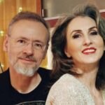 Pantofii aleși de partenera lui Mihai Albu pentru ceremonia de nuntă: „Ca orice femeie, adoră să se răsfețe” 3 ce pantofi va purta partenera lui mihai albu la nunta cu designerul ca orice femeie ii place sa se rasfete 680f57c67d6f8