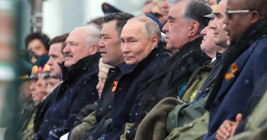 Lideri europeni în vizită la Moscova: cine va onora parada de Ziua Victoriei alături de Putin? 1 ce sefi de stat sunt asteptati de putin la moscova la parada de ziua victoriei cine sunt liderii europeni care si au anuntat prezenta 67fe7ac6147af