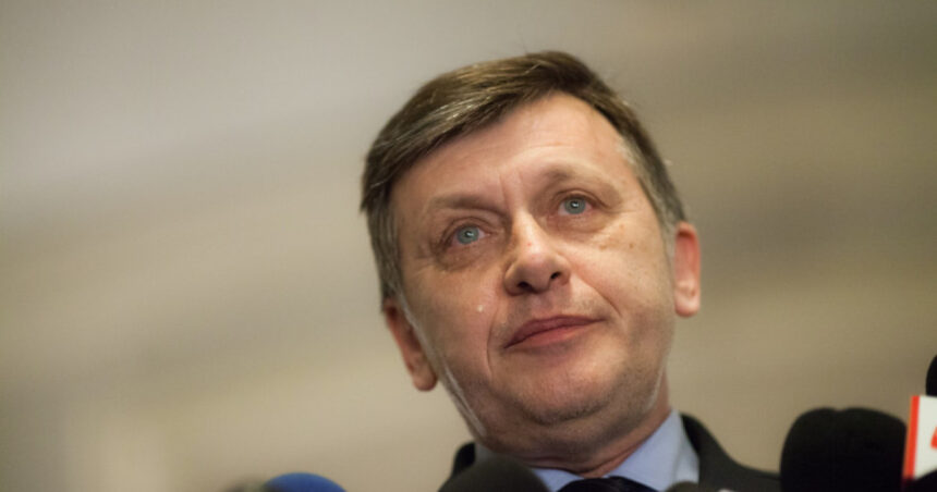 Declarațiile surprinzătoare ale prietenului lui Crin Antonescu, care l-au adus în atenția Securității 1 ce spune prietenul lui crin antonescu din cauza caruia a fost chemat la securitate 67fecc17e6965
