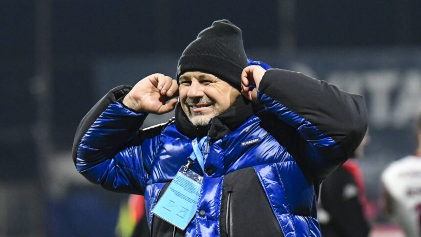 Cât ar fi costat cu adevărat demisia lui Marius Șumudică de la Rapid? 1 ce suma trebuia sa plateasca marius sumudica daca demisiona cu adevarat de la rapid 680a84a58e30d