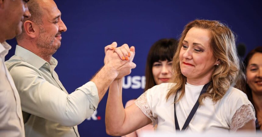 Conflict pe Facebook între Radu Mihaiu și Elena Lasconi, înainte de verdictul justiției în cazul contestației USR față de decizia BEC 1 cearta intre radu mihaiu si elena lasconi pe facebook in asteptarea deciziei justitiei privind contestatia usr la hotararea bec 680108ea569b7