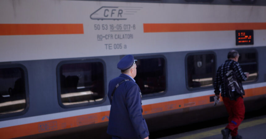 CFR își îmbunătățește oferta de trenuri pentru minivacanța de 1 Mai: rute directe către litoral din marile orașe ale României 1 cfr suplimenteaza numarul trenurilor in minivacanta de 1 mai legaturi directe spre litoral din marile orase din romania 680a403f90749