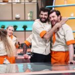 „Bătălia gusturilor: Richard Abou Zaki triumfă în 28 aprilie 2025, iar amuleta tăcerii pune bețe în roate rețetelor” 3 chefi la cutite 28 aprilie 2025 echipa lui richard abou zaki a obtinut o victorie iar diseara amuleta tacerii incurca retetele 6811ced914ac1