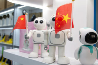 china deschide usa pentru investitorii straini lista negativa permite acum accesul in mai multe industrii 680a29dfa2b54