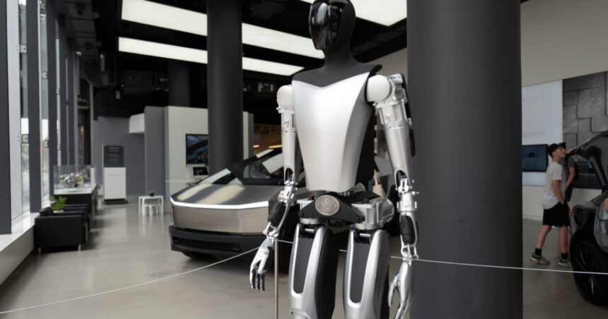 China îngrădește avansul roboților umani ai lui Musk: Negocieri și cerințe din partea miliardarului american în fața Beijingului 1 china pune piedici robotilor umanoizi ai lui musk ce incearca sa negocieze miliardarul american si ce pretentii are beijingul 680930d4568c0