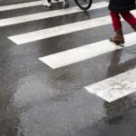 Cobadin: O șoferiță care a lovit un copil de 5 ani pe trecerea de pietoni a evadat, dar a fost capturată de poliție la scurt timp după incident. 2 cobadin o soferita care a accidentat un copil de 5 ani pe trecerea de pietoni a fugit de la locul faptei politistii au prins o dupa jumatate de ora 6800fd2570036