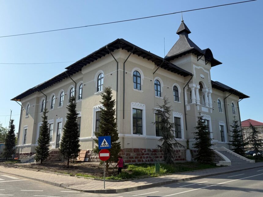 Consumcoop Medgidia intenționează să evacueze o familie cu doi copii: Autoritățile locale intervin pentru a oferi sprijin 1 consumcoop medgidia vrea sa arunce in strada o familie cu doi copii municipalitatea i a sarit in ajutor 680ec46ea198e