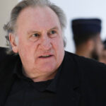 „Între adevăr și acuzații”: Gerard Depardieu se apără în instanță, respingând zvonurile despre comportamentul său la filmări și comentând despre mișcarea MeToo. 2 contest faptele gerard depardieu a negat la procesul sau de la paris ca a pipait femei la filmari ce a spus despre metoo 67ec1a2536011