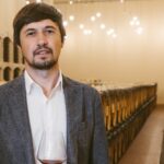 Crama Domeniile Davidescu: Colaborarea cu oenologi de renume din California și Noua Zeelandă, un succes răsunător! 3 crama domeniile davidescu aducerea in echipa a unor oenologi cu experienta formati in california si noua zeelanda s a dovedit castigatoare 67ff6e721b904