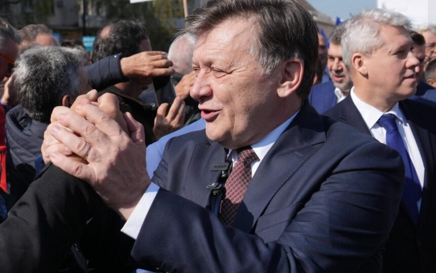 Crin Antonescu: „Îmi doresc restabilirea legăturilor cu Rusia. Aș accepta o vizită în China” 1 crin antonescu doresc o normalizare a relatiilor cu rusia as merge si in china video 67f806753c2ff