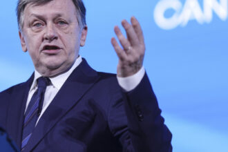 crin antonescu nu si retrage candidatura finala simion ponta cred ca i doar in mintea domnului nicusor dan 67edaf77bd897
