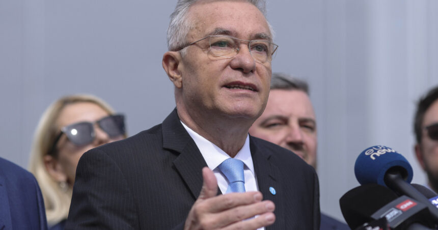 Cristian Diaconescu analizează retragerea forțelor americane din Europa: Semnalele dezangajării SUA sunt inexistente 1 cristian diaconescu despre retragerea trupelor americane din europa nu exista niciun fel de semnale privind dezangajarea sua 67f9b4df17ae0