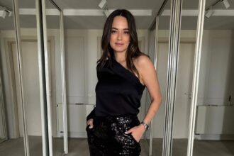 cum a aparut andreea raicu de paste alaturi de mariuca fetita pe care a adoptat o cu sufletul au mers la preotul care le a facut cunostinta 6807408d1c283