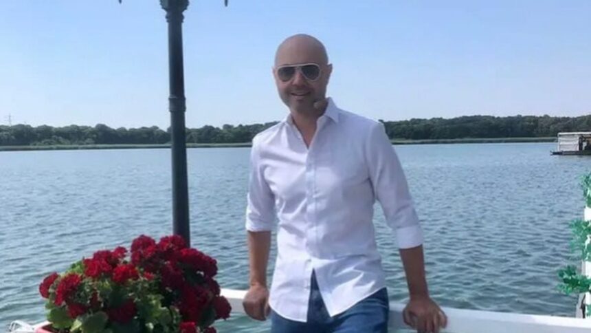 Descoperă frumusețea autentică a iubitei lui Mihai Mitoșeru: femeia care l-a fermecat pe prezentatorul TV, „naturală, fără artificii” 1 cum arata iubita lui mihai mitoseru imagini cu femeia care l a cucerit pe prezentatorul tv fara silicoane fara botox 6810a4cab027e