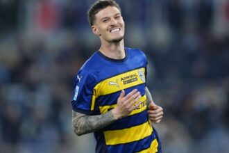 cum l au numit italienii pe dennis man dupa lazio parma 2 2 nota primita de roman 680fef2128444