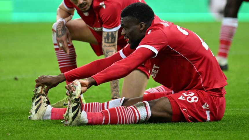 Cum va înfrunta Dinamo derby-ul cu Rapid având cinci jucători indisponibili? 1 cum poate arata dinamo cu cinci accidentati in derby ul cu rapid 67ed2b8636ab6