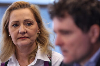cum raspund elena lasconi si nicusor dan la apelul lui basescu pentru un candidat unic nu am cu cine sa vorbesc 68016d886dab6