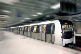 cum vor circula trenurile de metrou in noaptea de inviere interdictiile impuse de metrorex in metrou 67fcf63c095f1