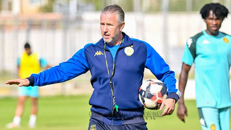 „Dorința fanilor se face auzită: Reghecampf răspunde cererii de întoarcere la Esperance!” 1 daca ma vrea ma va contacta reactia lui reghecampf dupa ce fanii lui esperance l au cerut inapoi 67f6d202645d4