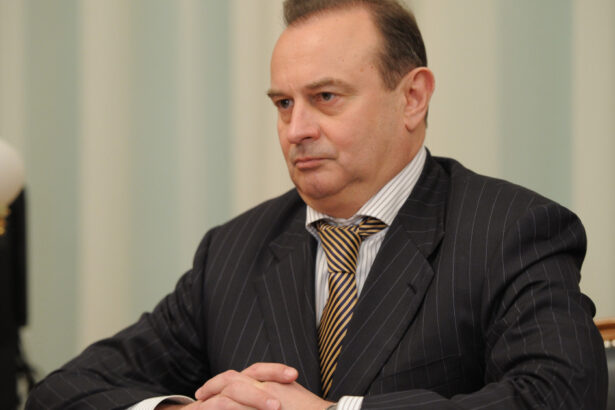 de la agent kgb si proxenet la aristocrat de monaco cum s a transformat un spion rus in magnat european 67f0bfb6f06ad