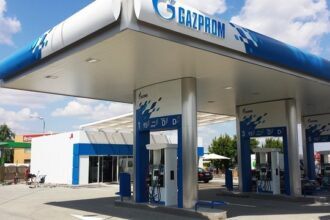 decizie e280b3gazprom romaniae280b3 isi vinde benzinariile dar va continua sa foreze local dupa titei si gaze 67fed93bb641a